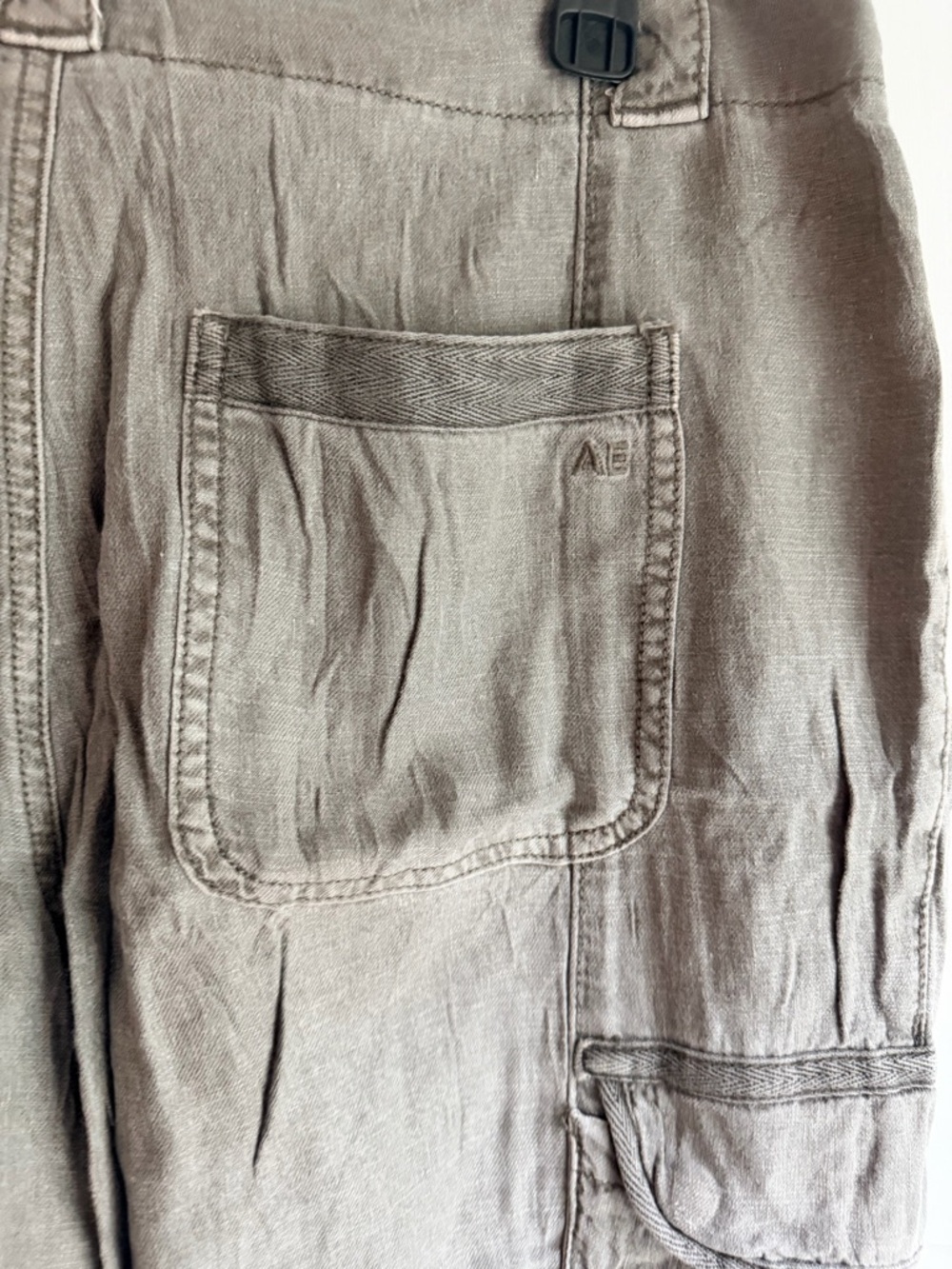 American Eagle Super Hi-Rise Cargo Linen Blend Joggers - Picture 7 of 7